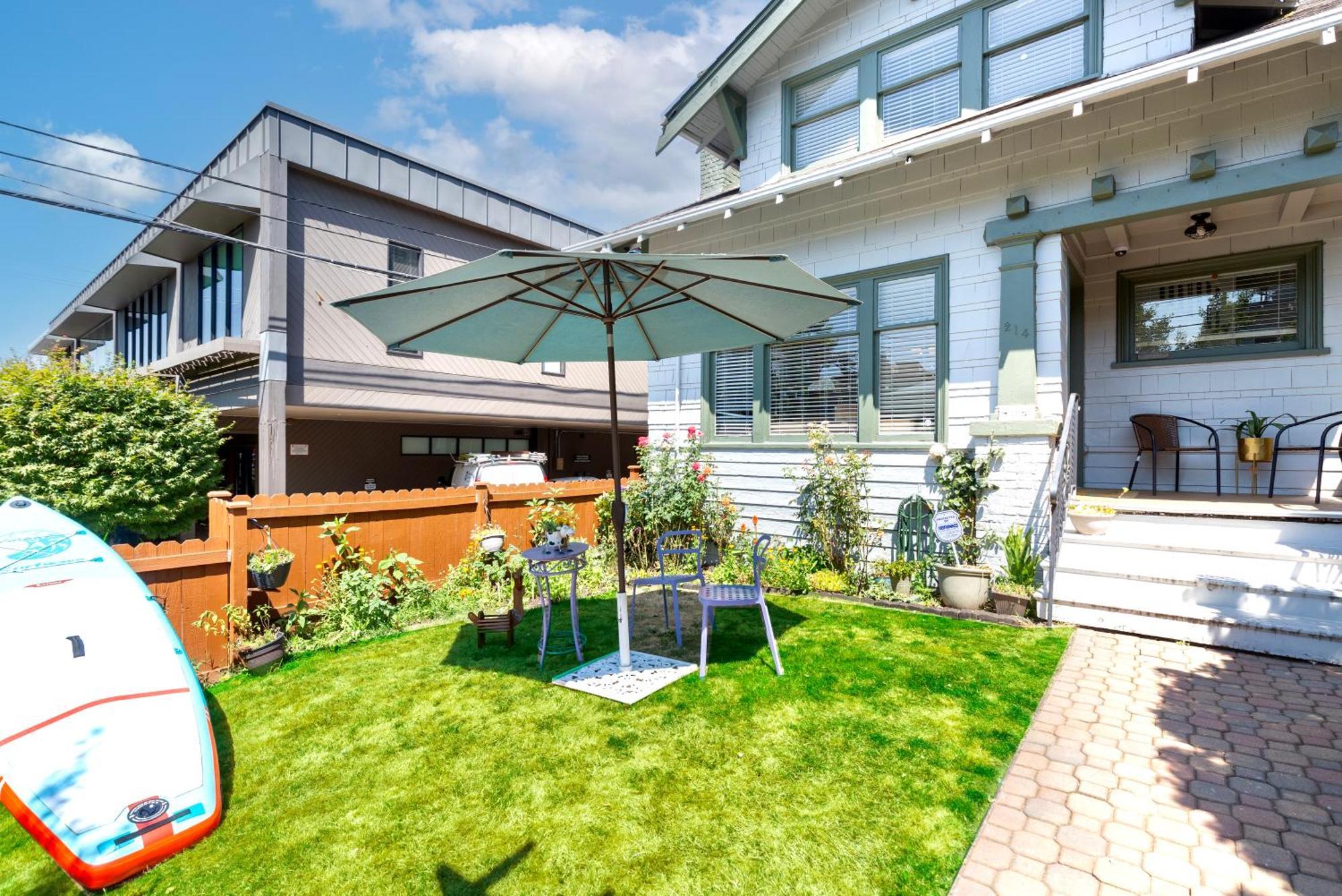 Vintage 3 Bedroom Home In Prime Eastlake Seattle With Private Parking Luaran gambar