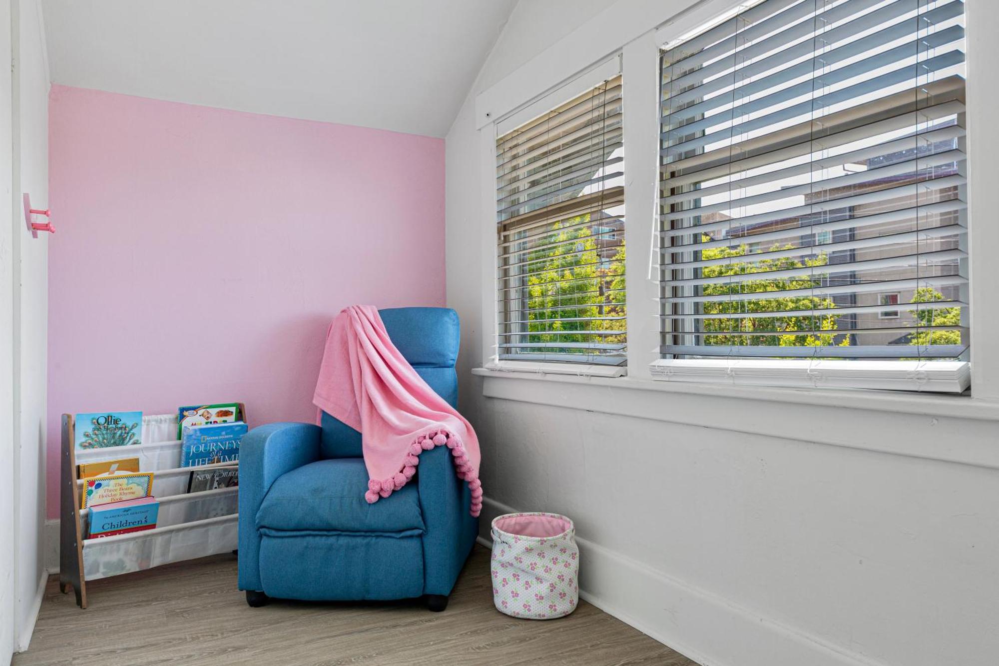 Vintage 3 Bedroom Home In Prime Eastlake Seattle With Private Parking Luaran gambar