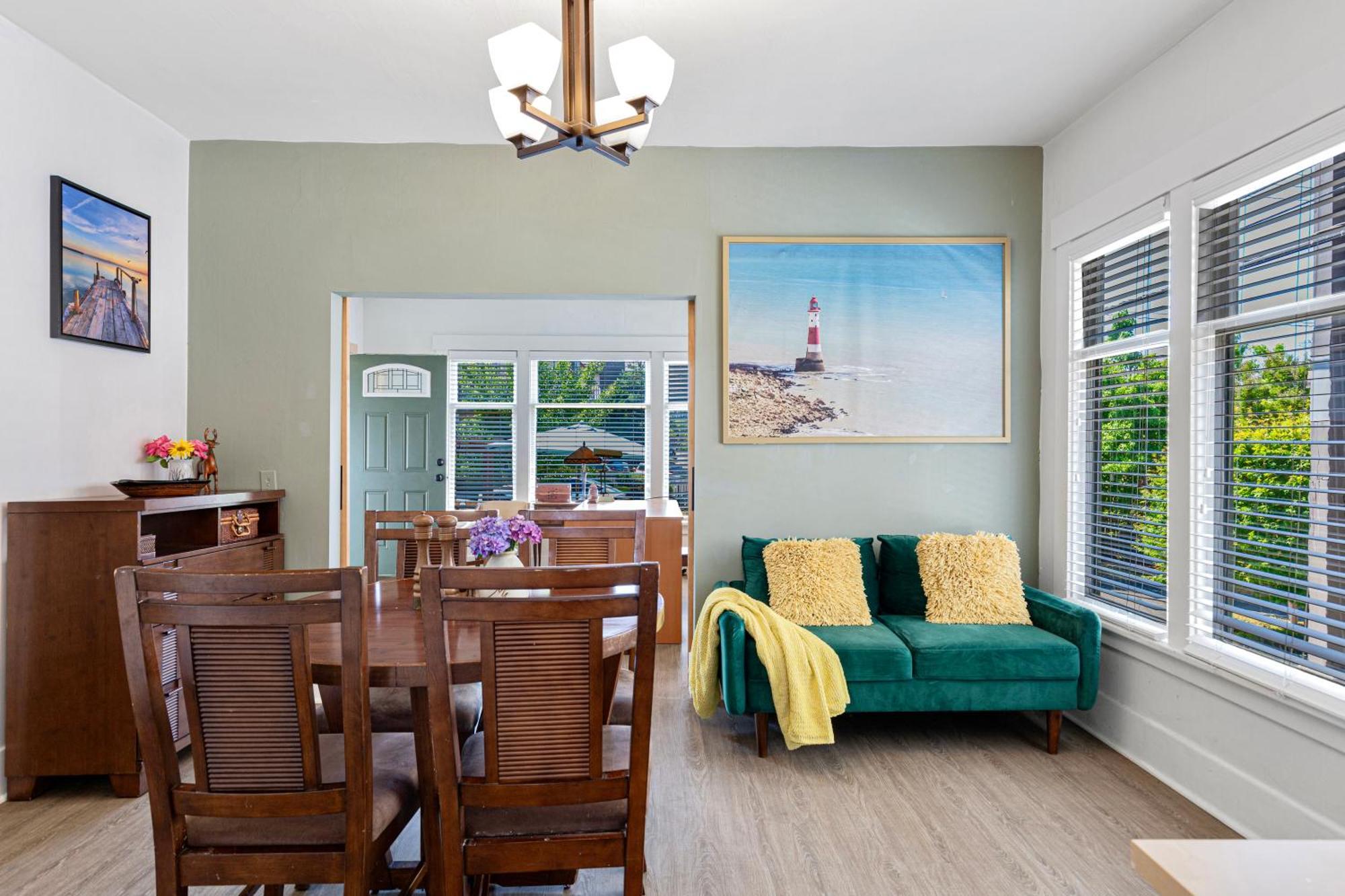 Vintage 3 Bedroom Home In Prime Eastlake Seattle With Private Parking Luaran gambar